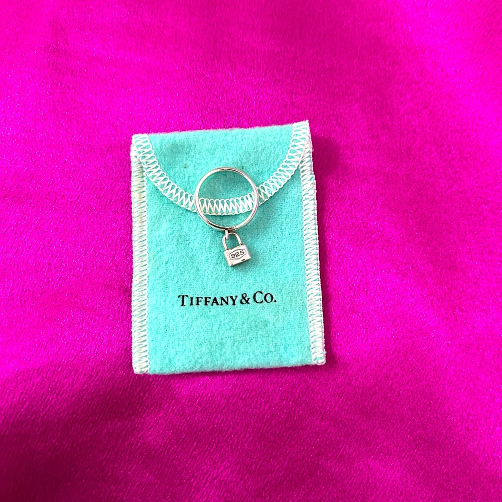 Genuine Tiffany & Co Dangle Lock Ring - size 7